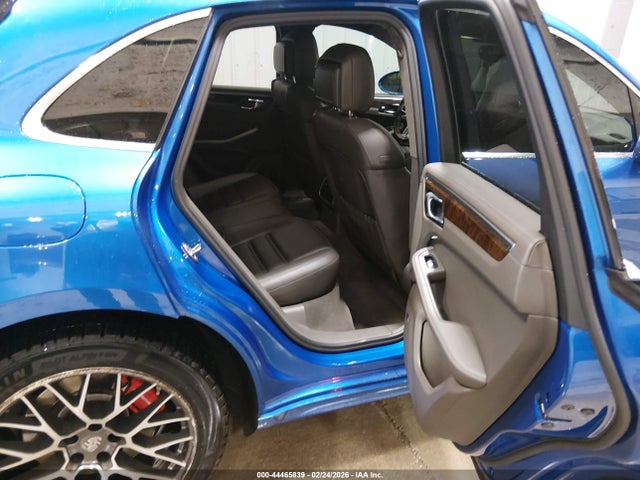 2016 PORSCHE MACAN WP1AF2A5XGLB91832 Photo 7