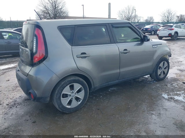 KIA Soul 2016 KNDJN2A24G7308064 Image 4