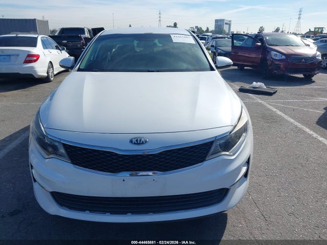 5XXGT4L32JG263321 KIA Optima Lx