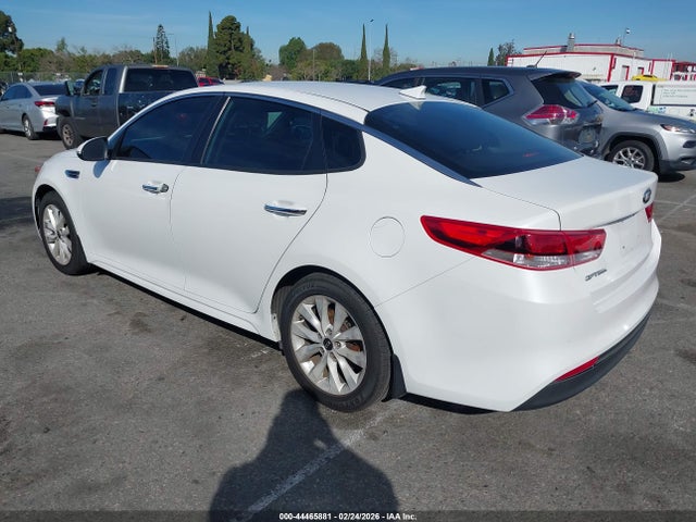 5XXGT4L32JG263321 KIA Optima Lx