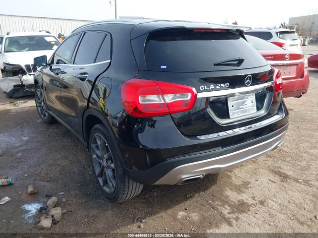 44465912 :رقم المزاد ، WDCTG4EB7HJ292403 vin ، 2017 Mercedes-benz Gla 250 مزاد بيع