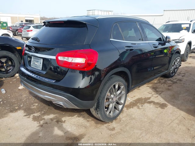 44465912 :رقم المزاد ، WDCTG4EB7HJ292403 vin ، 2017 Mercedes-benz Gla 250 مزاد بيع