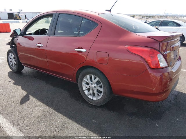 3N1CN7AP5JL819595 Nissan Versa 1.6 Sv