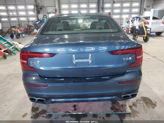 7JRA22TM4KG017162 Volvo S60 T6 R-design