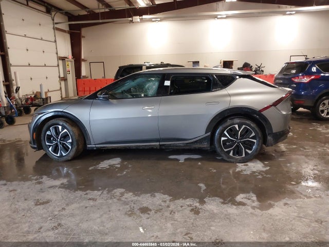 KIA Ev6 Wind 2023 KNDC3DLC7P5141548 Image 14