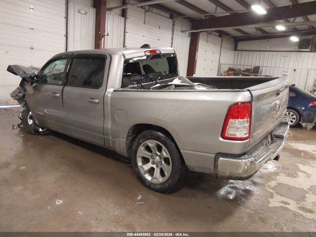2022 RAM 1500 1C6SRFFT2NN406852 Photo 2