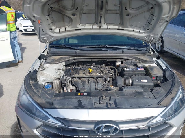 Hyundai ELANTRA SE 2019 5NPD74LF8KH477303 Image 10