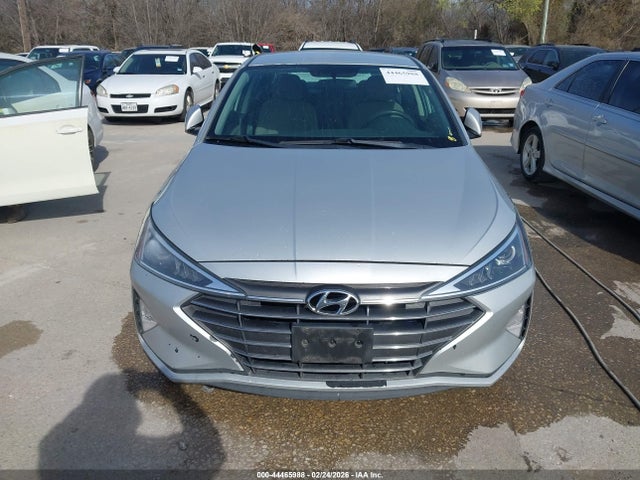 Hyundai ELANTRA SE 2019 5NPD74LF8KH477303 Image 12