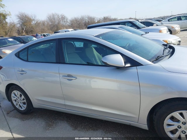 Hyundai ELANTRA SE 2019 5NPD74LF8KH477303 Image 13