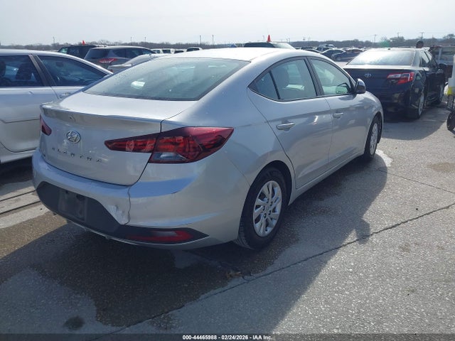 Hyundai ELANTRA SE 2019 5NPD74LF8KH477303 Image 4