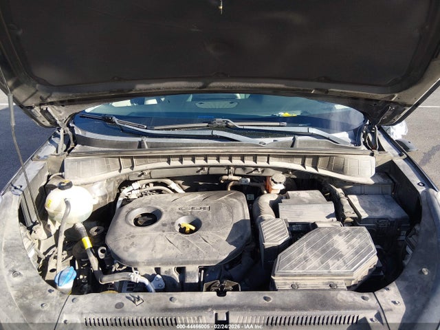KM8J23A45KU973609 Hyundai TUCSON SE