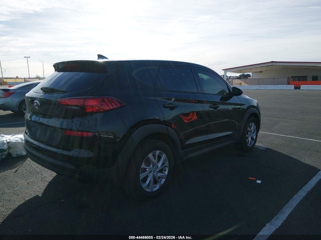 KM8J23A45KU973609 Hyundai TUCSON SE