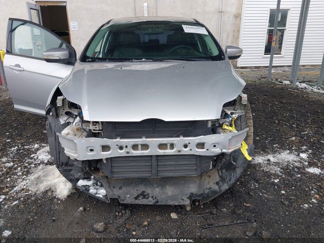Aukcja sprzedaży 2013 Ford Focus Se, vin: 1FADP3K22DL184381, numer aukcji: 44466013