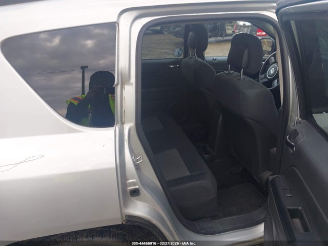 44466016 :رقم المزاد ، 1C4NJCBA4CD504185 vin ، 2012 Jeep Compass Sport مزاد بيع