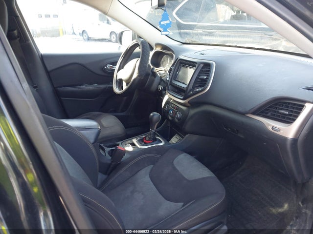 2015 JEEP CHEROKEE 1C4PJLAB5FW632673 Photo 4