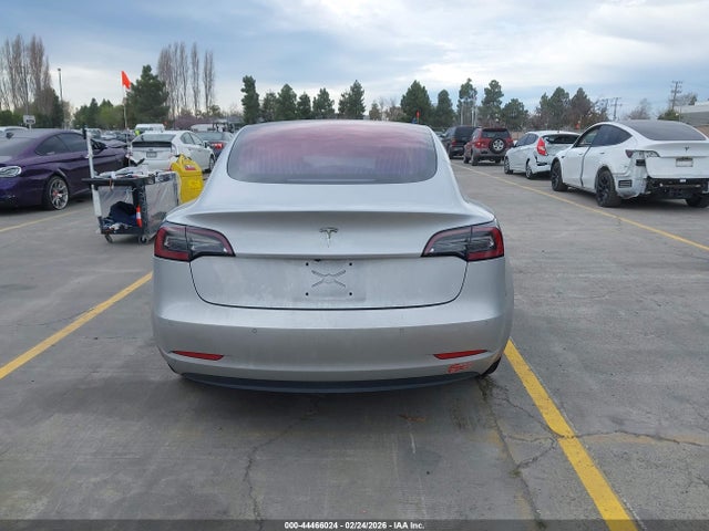 2017 Tesla Model 3 Long Range/standard მანქანა იყიდება აუქციონზე, vin: 5YJ3E1EA3HF002876, აუქციონის ნომერი: 44466024