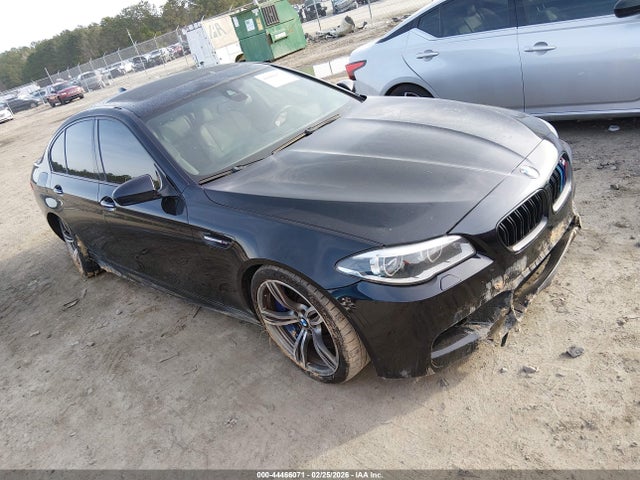 2016 BMW M5 WBSFV9C59GG343648