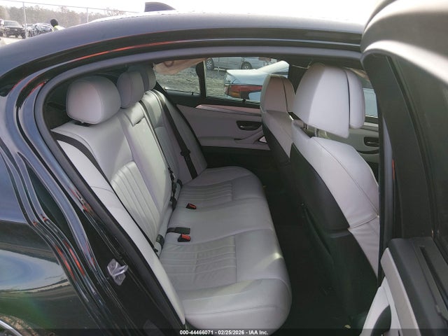 2016 BMW M5 WBSFV9C59GG343648 Photo 7