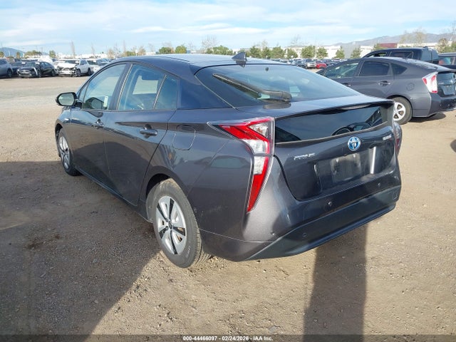 JTDKBRFU7J3590022 Toyota Prius Two