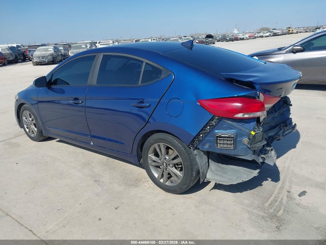 5NPD84LF4JH295688 Hyundai ELANTRA SEL
