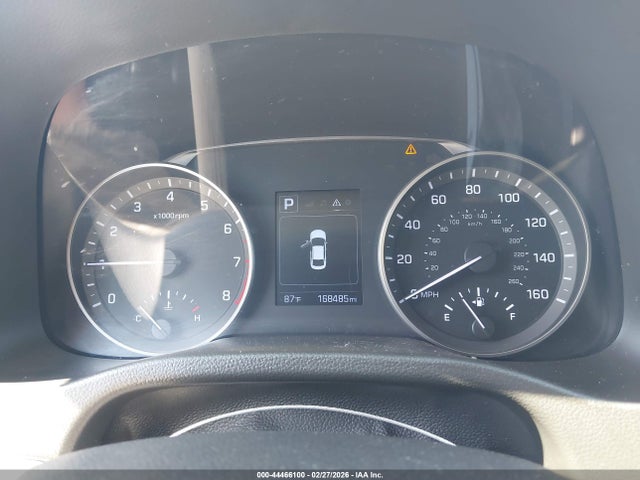 5NPD84LF4JH295688 Hyundai ELANTRA SEL
