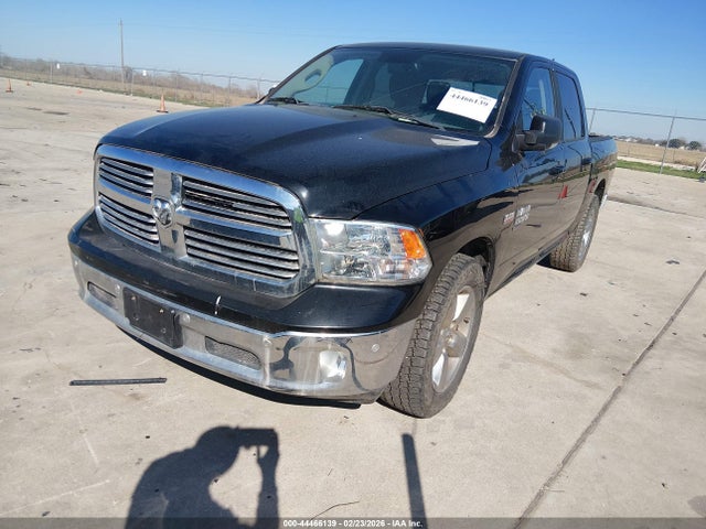 1C6RR6LT1KS622322 RAM 1500 Classic Lone Star 4x2 5&#039;7 Box