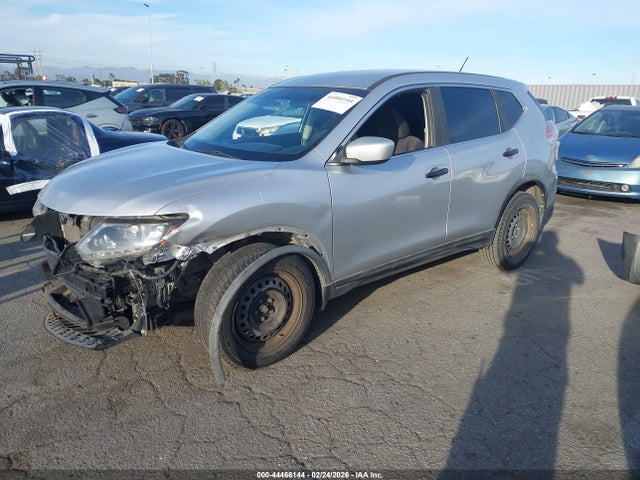 Nissan ROGUE S 2016 KNMAT2MTXGP662942 Image 2