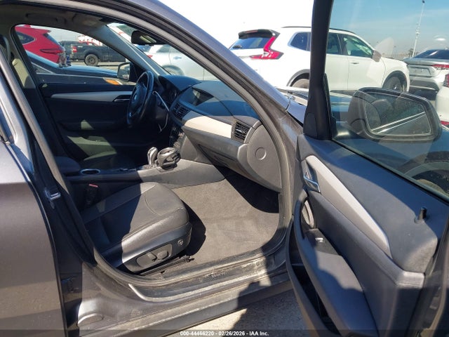 44466220 :رقم المزاد ، WBAVM1C54FV317313 vin ، 2015 Bmw X1 Sdrive28i مزاد بيع