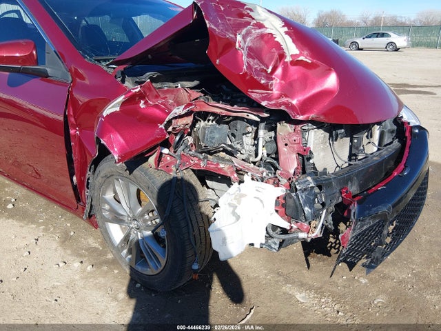 4T1BF1FK3HU697573 Toyota CAMRY SE