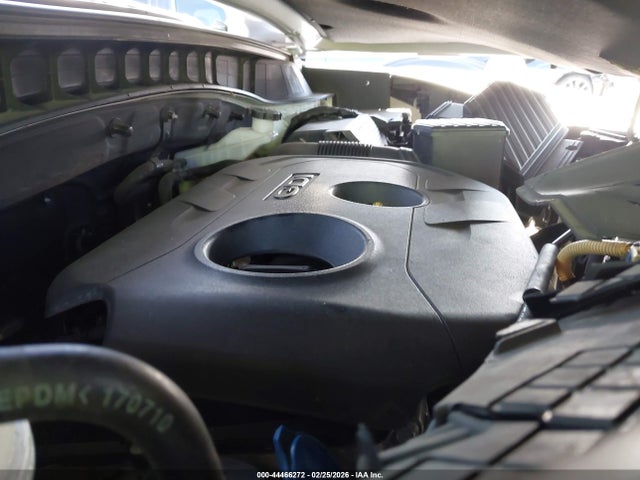 KM8J33A47HU564503 Hyundai TUCSON SE