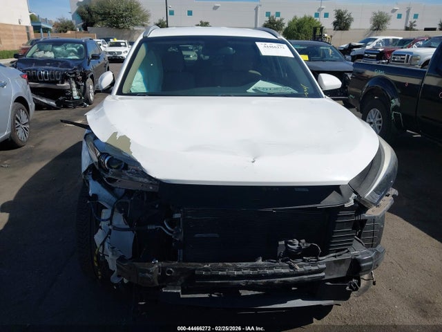 KM8J33A47HU564503 Hyundai TUCSON SE