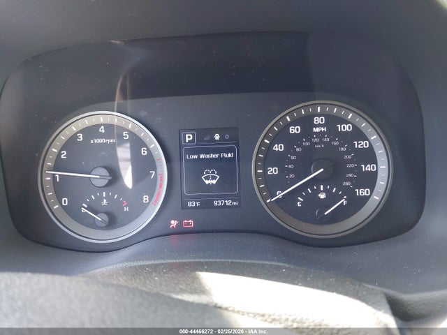 KM8J33A47HU564503 Hyundai TUCSON SE