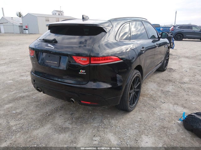 2019 JAGUAR F-PACE SADCM2FVXKA352083 Photo 3