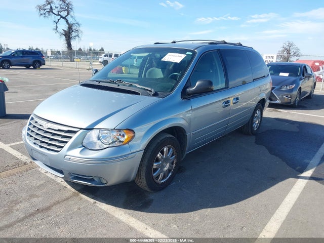 Продажа на аукционе авто 2005 Chrysler Town & Country Limited, vin: 2C8GP64L05R319265, номер лота: 44466309