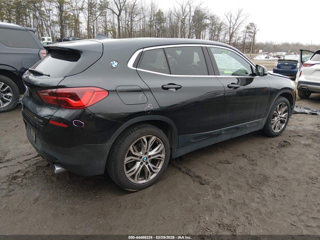2018 BMW X2 WBXYJ5C39JEF75758 Photo 3