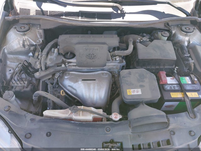 4T1BF1FKXHU634762 Toyota CAMRY SE