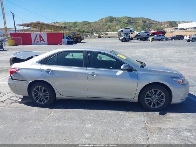 4T1BF1FKXHU634762 Toyota CAMRY SE