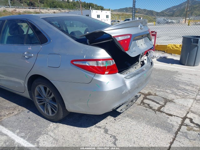 4T1BF1FKXHU634762 Toyota CAMRY SE