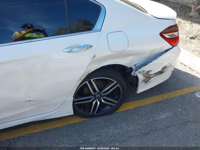 1HGCR2F53GA211183 Honda Accord Sport