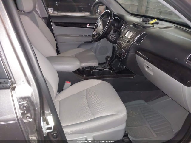 KIA SORENTO LX 2015 5XYKTCA60FG556641 Image 5