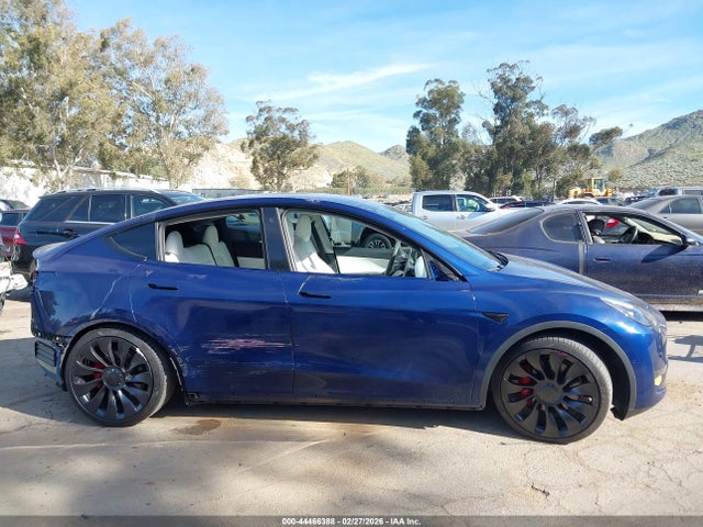 7SAYGDEF5NF392164 Tesla Model Y Performance Dual Motor All-wheel Drive