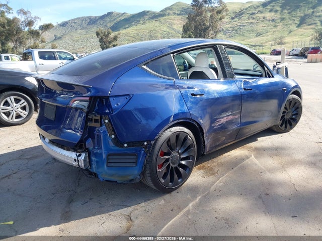 2022 TESLA MODEL Y 7SAYGDEF5NF392164 Photo 3