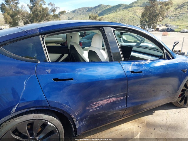 2022 TESLA MODEL Y 7SAYGDEF5NF392164 Photo 5