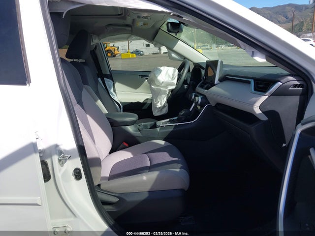 2023 TOYOTA RAV4 HYBRID JTMRWRFV4PD167915 Photo 4