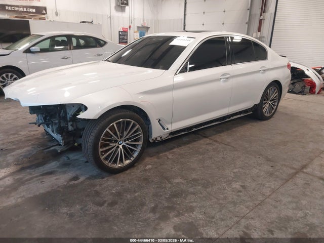 2019 BMW 540I WBAJE7C58KWW14166 Photo 1