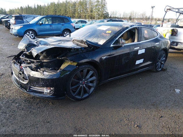 2014 TESLA MODEL S 5YJSA1S17EFP30384 Photo 1