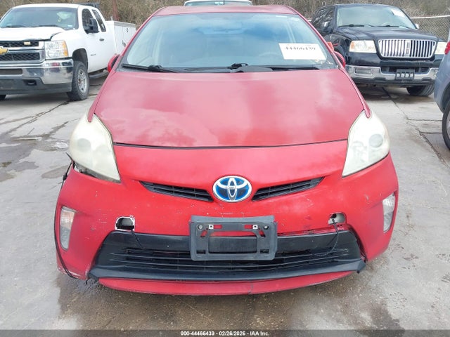 JTDKN3DU8E0375215 Toyota Prius Three