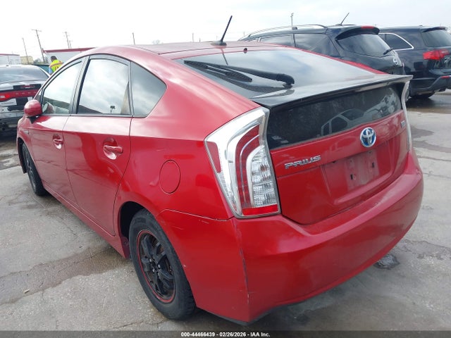 JTDKN3DU8E0375215 Toyota Prius Three