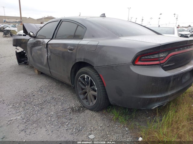 2C3CDXHG3FH890143 Dodge Charger Sxt
