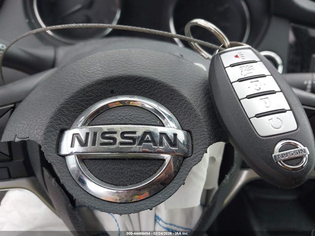 5N1AT2MT5JC770153 Nissan ROGUE SV